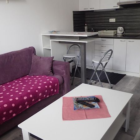 Cozy Apartment Братислава Экстерьер фото